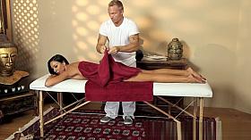 Cocksucking massage beauty gets facialized