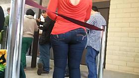 Thick Latina with bigass