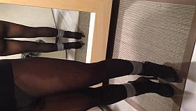 wife upskirt exibition