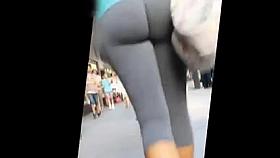 Amazing public leggins ass