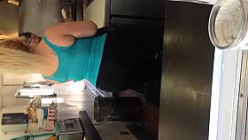 Very sexy Armenian BBW ass in leggings