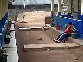 indonesia-ngintip jilbab pink ciuman