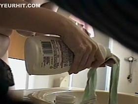 Naked blonde fresh out of a shower