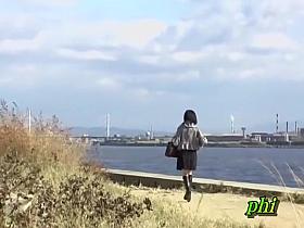 Fantastic Asian upskirt on the city quay 