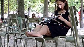 Candid Sexy Nylon Feet in Paris