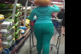 mATURE pHAT aSS dONK