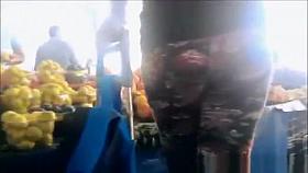 Leegings ass at food market