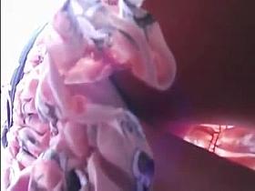 upskirt beauty 9 under the skirt