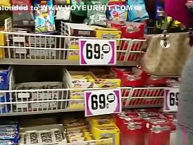 Milf with big ass wearing gray sports pants