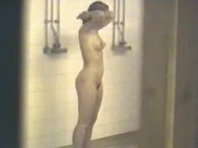 2 Hot Girls in shower - 2 scharfe Weiber beim Duschen