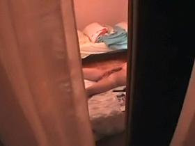 Peeping my neighbor's masturbation