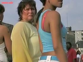 Alluring ebony ass caught on street candid cam