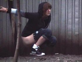 Girls Pissing voyeur video 155