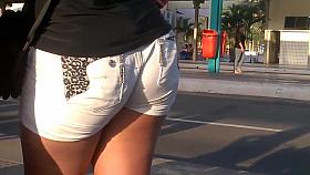 Fine ass on an amateur at the bus stop