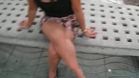 public upskirt