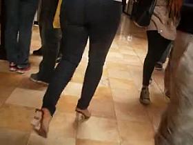 Culona en Mall Center