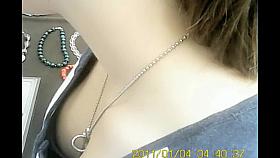 Sexy cleavage seen perfectly down girls blouse