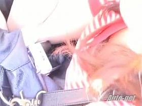 Teen downblouse on celebrity street