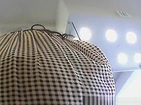 UPSKIRT - WITH SHOECAM @ SHOESTORE