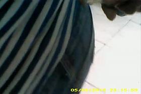 cum en jeans a caderona