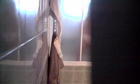 my ex girlfriend masturbate in bathroom4