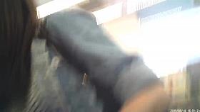 canded Between the thigh of short pants