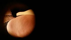 voyeur cabine piscine Jolie epilation