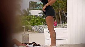 Candid hot girls perfect bootys in sexy bikinis at the beach