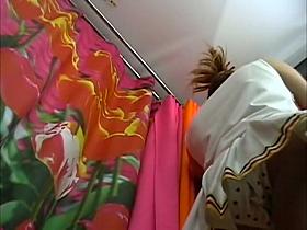 Incredible Changing Room, Japan Scene Only Here