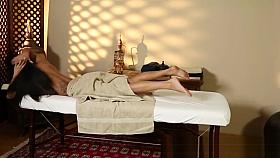 Tattooed massage babe sucking strangers dick