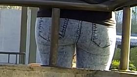Candid - Sexy Ass In Tight Jeans