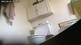 Gorgeous filly gets recorded while peeing in the toilet room