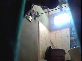 espiando a madura culona