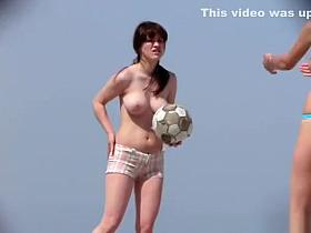 Big Tits Bouncing Playing