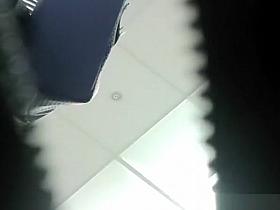 Woman with chubby ass upskirted