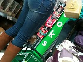 thongslip - milf in supermarket