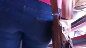 Siguiendo un rico culito en el metro df