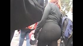 Rico trasero de madura