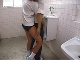 sexy cute japan girl give an handjob