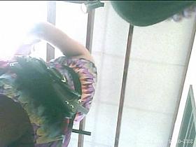 Upskirted a Hispanic MILF - Outstanding Ass!