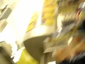 espiando faldas en medellin 5