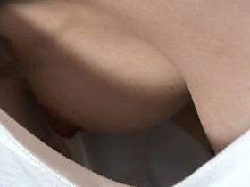 Japanese teen amateur downblouse nip slip