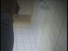 Natural titts girl changes swimsuit to tiny thong on spy cam