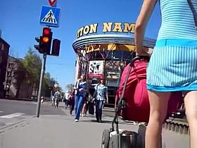 Milf in short blue dress upskirted