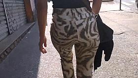 SDRUWS2 - CANDID DELICIOUS BUTT WALKING