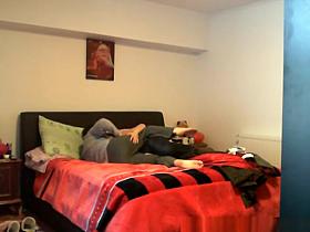 Dude invites his chubby friend to fuck