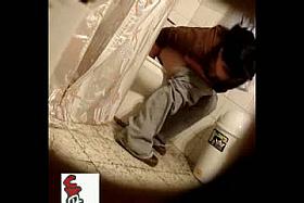 Babe peeing in front of a hidden cam