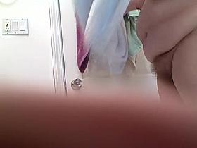 my bbw getting ready for bed,