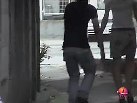 Lady with no panties got sharked in the narrow passage