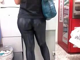 Gostosa de suplex na fila bunda mais linda do mundo